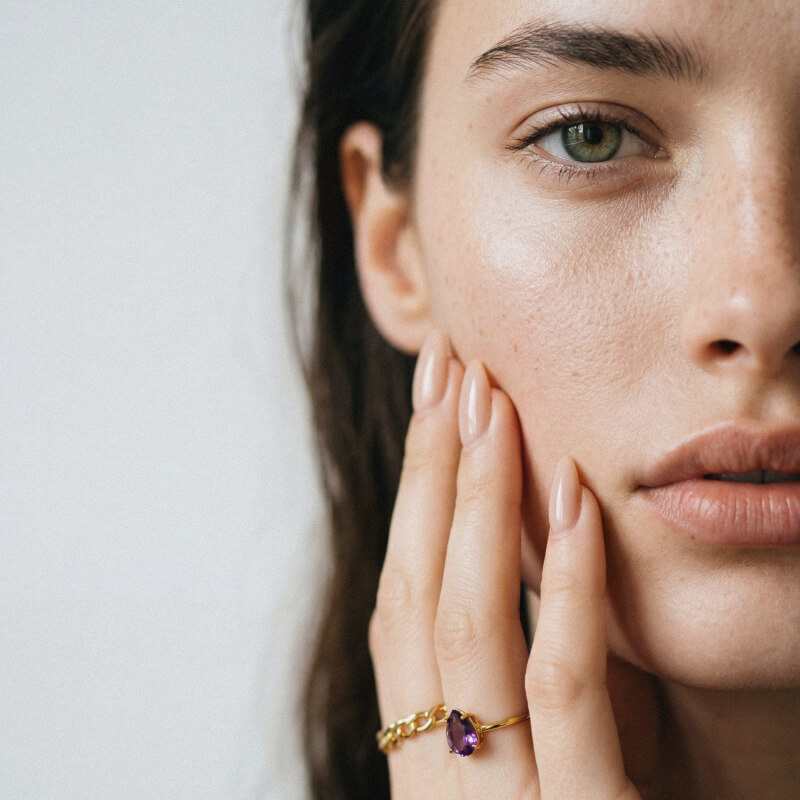 Кольцо с аметистом